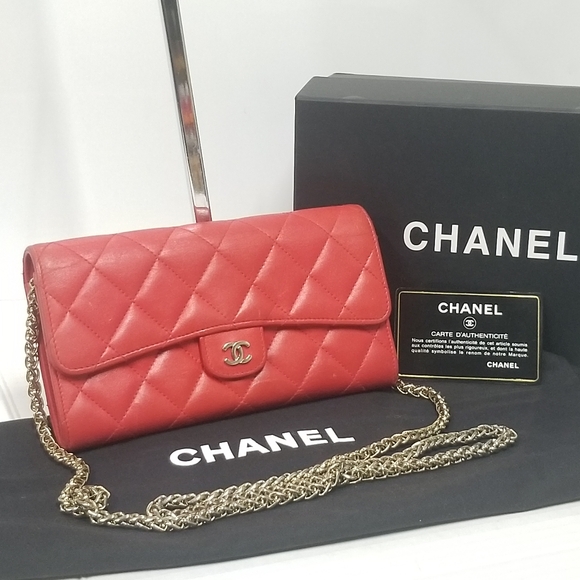 Auth CHANEL Lambskin Quilted Large Flap Wallet  in Red - Picture 5 of 16